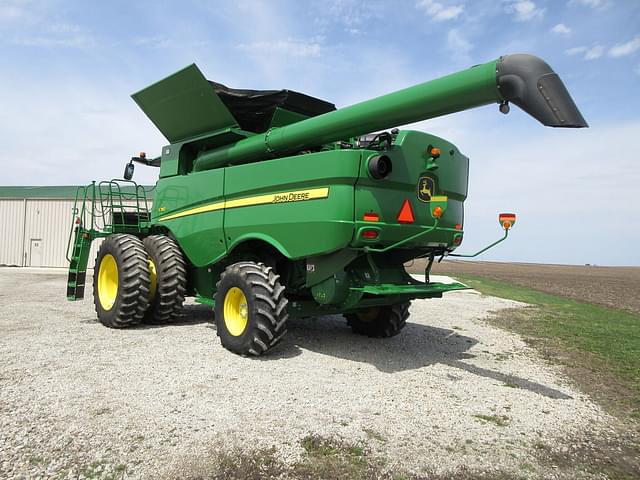 Image of John Deere S760 equipment image 2