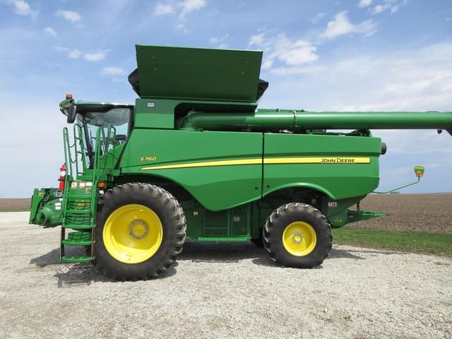 Image of John Deere S760 equipment image 1