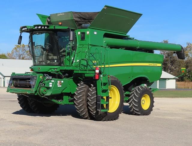 Image of John Deere S760 equipment image 1