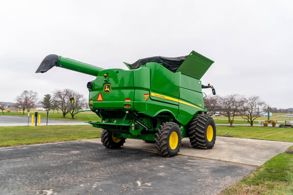 Image of John Deere S760 equipment image 4