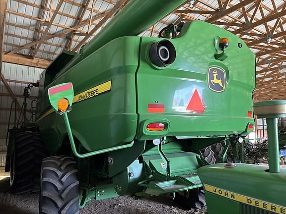 Image of John Deere S760 equipment image 2