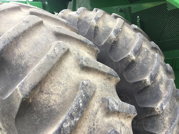 Image of John Deere S760 equipment image 1