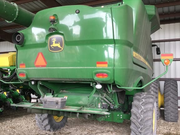 Image of John Deere S760 equipment image 2