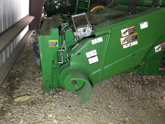 Image of John Deere S760 equipment image 4