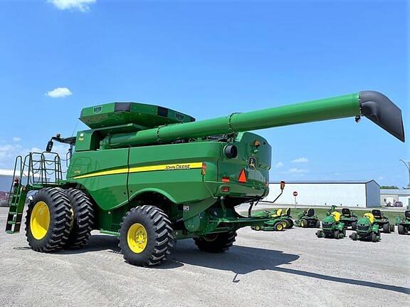 Image of John Deere S770 equipment image 2