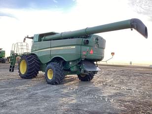 Main image John Deere S770 4