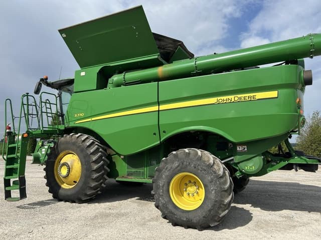 Image of John Deere S770 equipment image 4