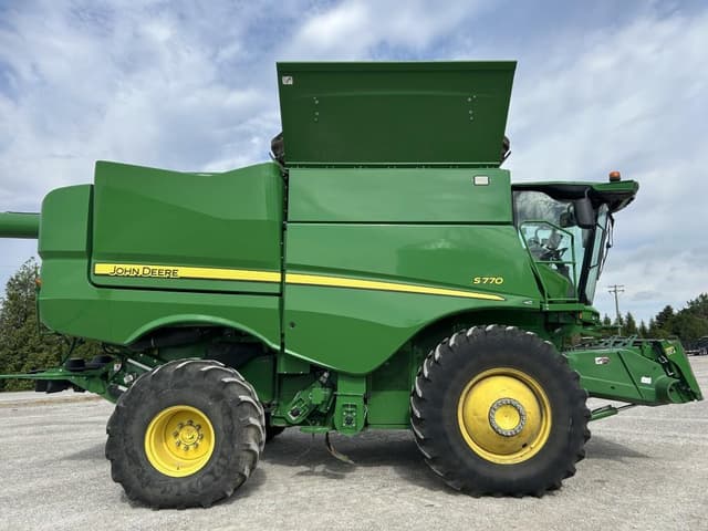 Image of John Deere S770 equipment image 3