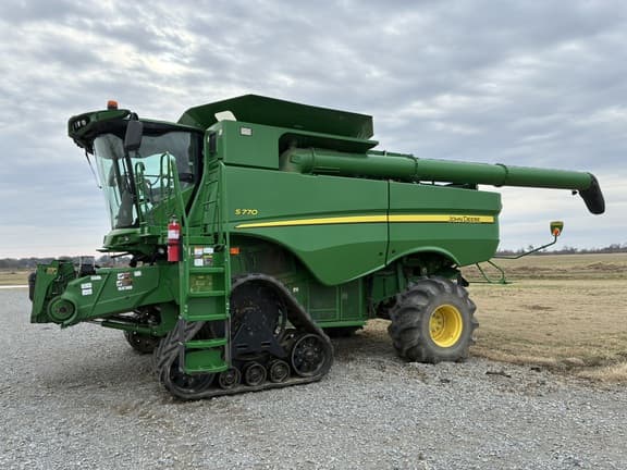 Image of John Deere S770 equipment image 2