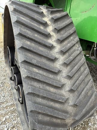 Image of John Deere S770 equipment image 4