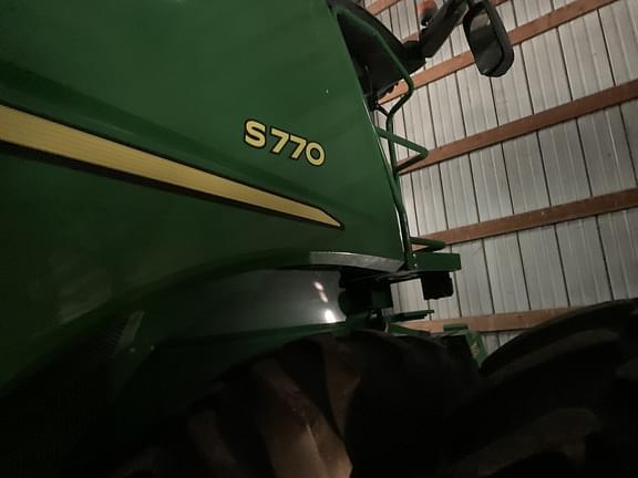 Image of John Deere S770 equipment image 1