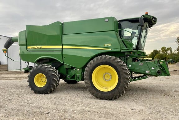 Main image John Deere S770