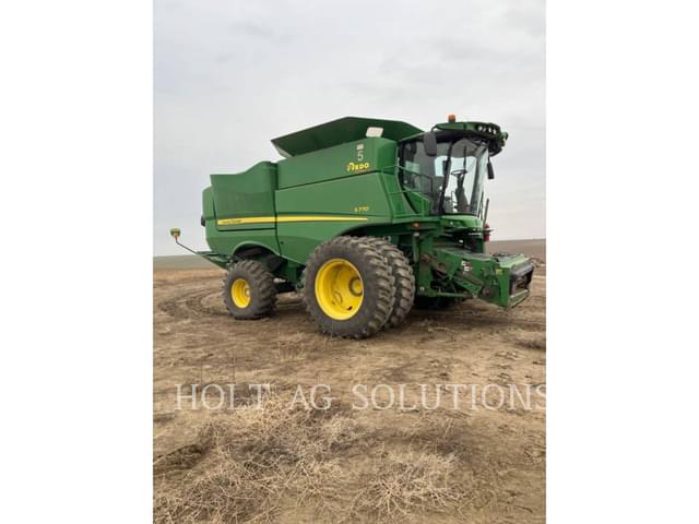 Image of John Deere S770 equipment image 2