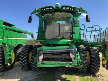 Main image John Deere S770