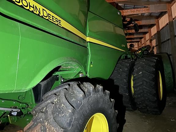 Image of John Deere S770 equipment image 4