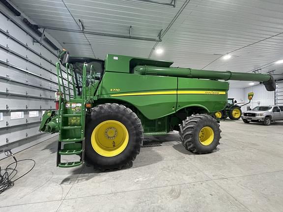 Image of John Deere S770 equipment image 3