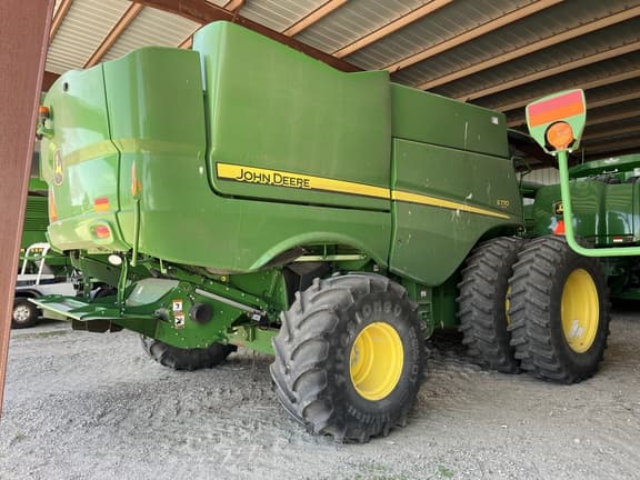 Image of John Deere S770 equipment image 2