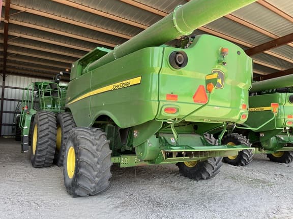 Image of John Deere S770 equipment image 1