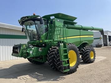 Main image John Deere S770