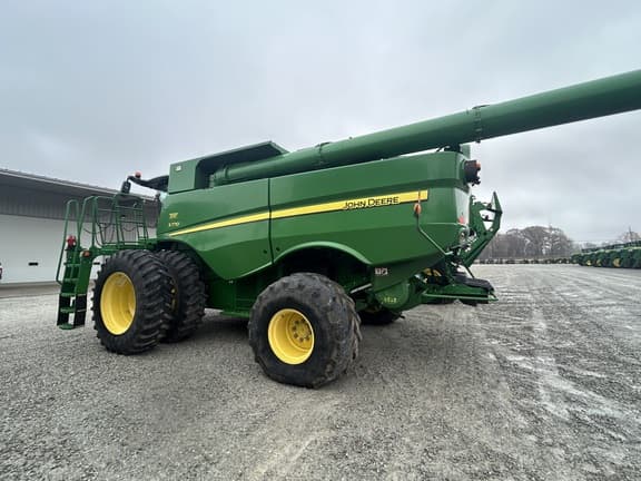 Image of John Deere S770 equipment image 4
