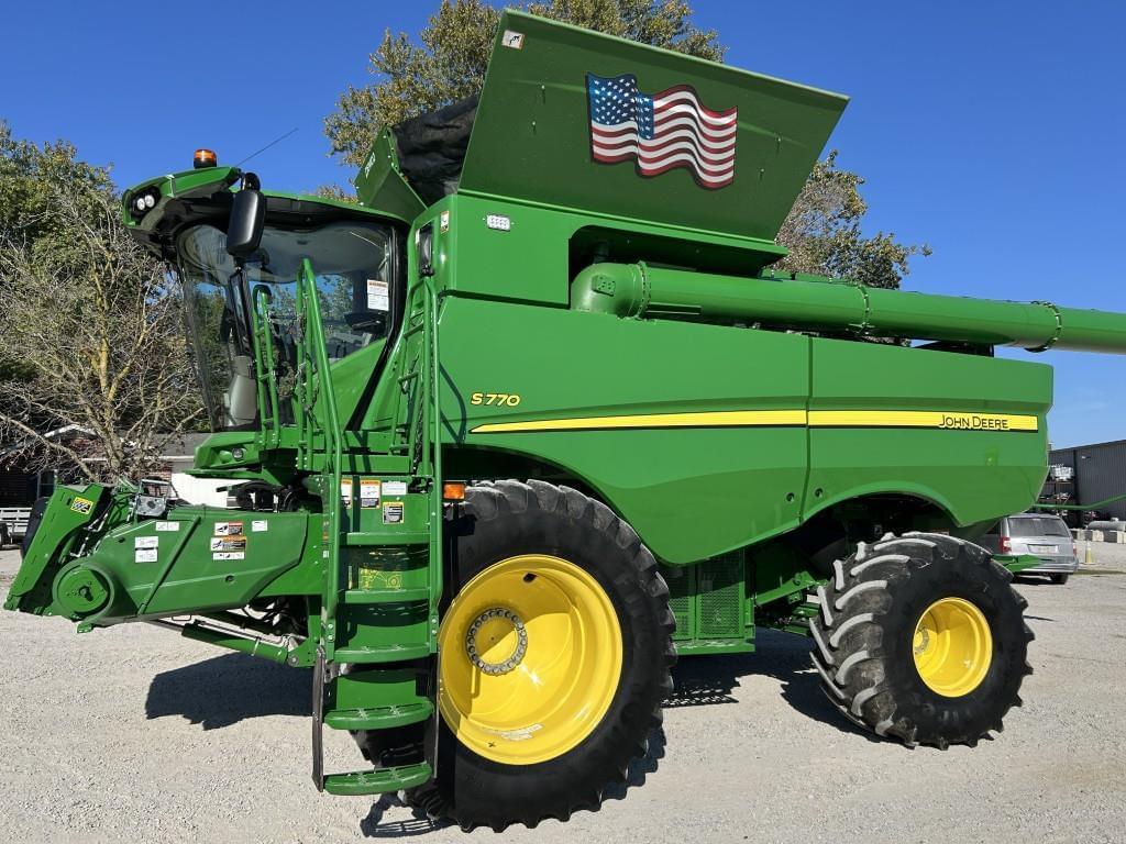 Image of John Deere S770 Primary image