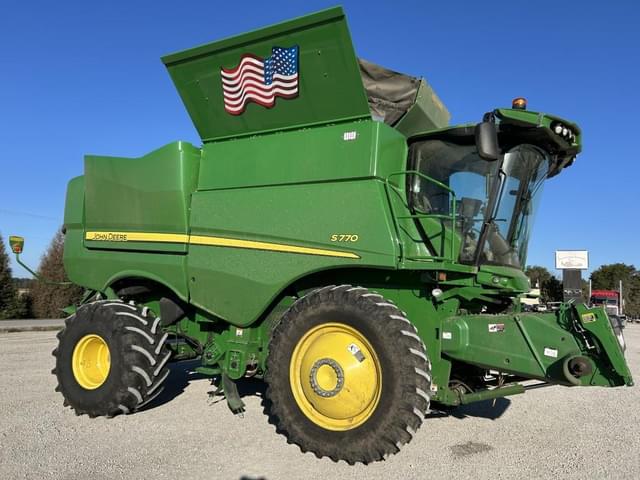 Image of John Deere S770 equipment image 1