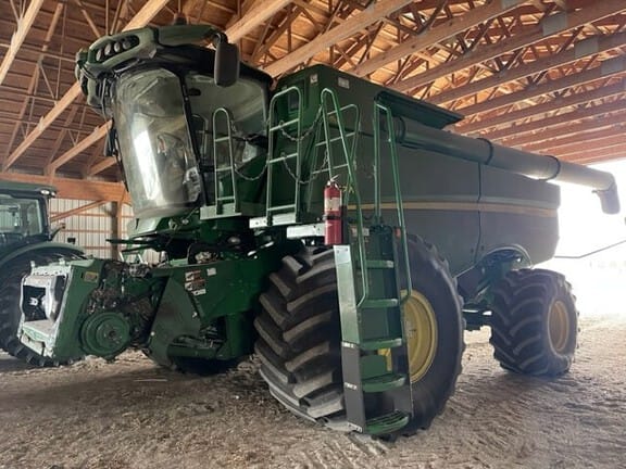 2019 John Deere S770 Equipment Image0