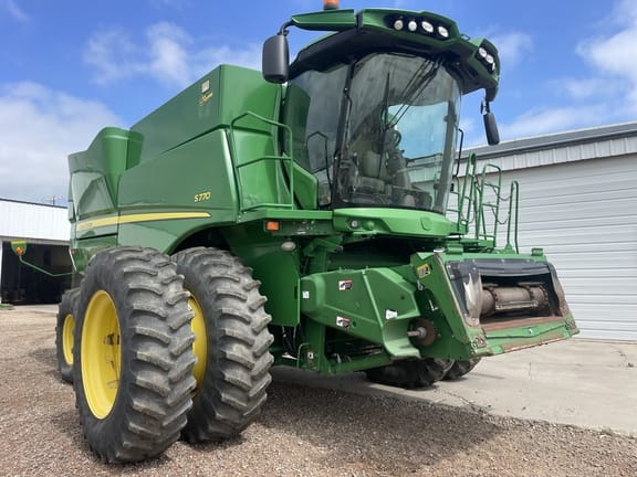 Main image John Deere S770