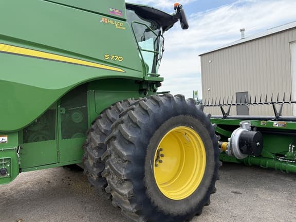 Image of John Deere S770 equipment image 4