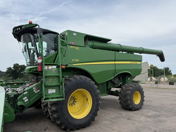 Image of John Deere S770 Primary image