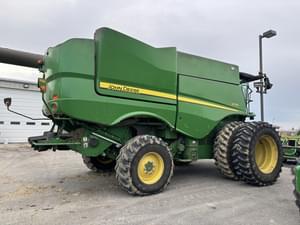 2019 John Deere S770 Image