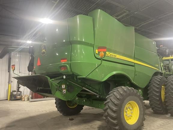 Image of John Deere S770 equipment image 2