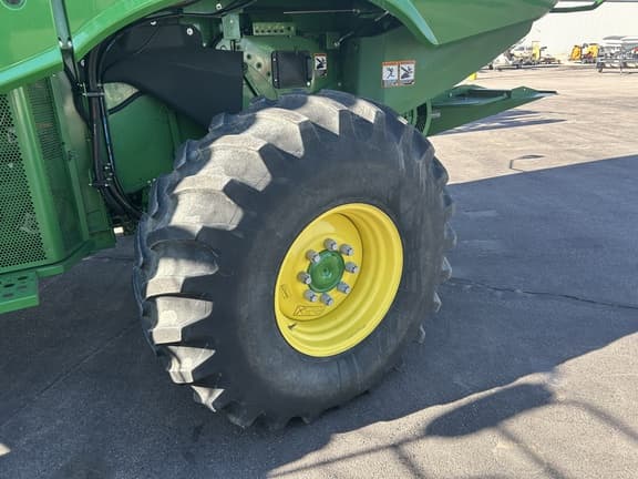 Image of John Deere S770 equipment image 3