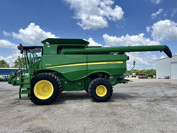 Image of John Deere S770 equipment image 1