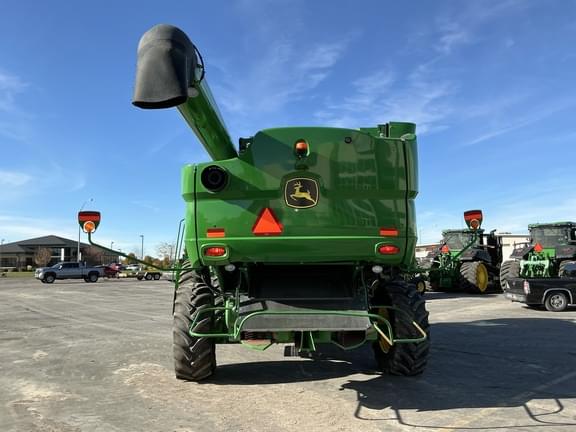 Image of John Deere S770 equipment image 3