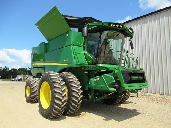 Image of John Deere S770 equipment image 1