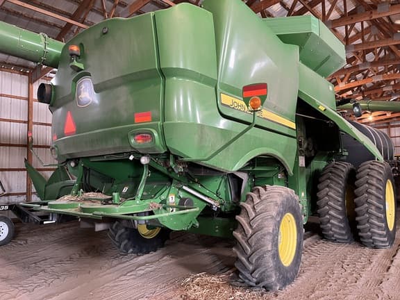 Image of John Deere S770 Image 1