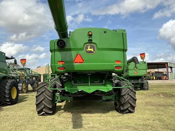 Image of John Deere S770 equipment image 4