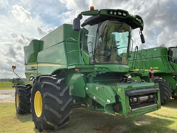 Image of John Deere S770 equipment image 1