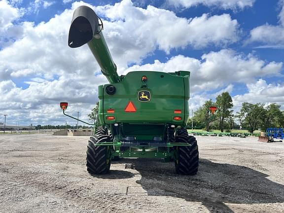 Image of John Deere S770 equipment image 3