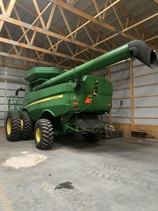 Image of John Deere S770 equipment image 2