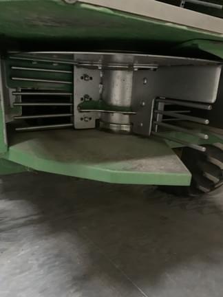 Image of John Deere S770 equipment image 3