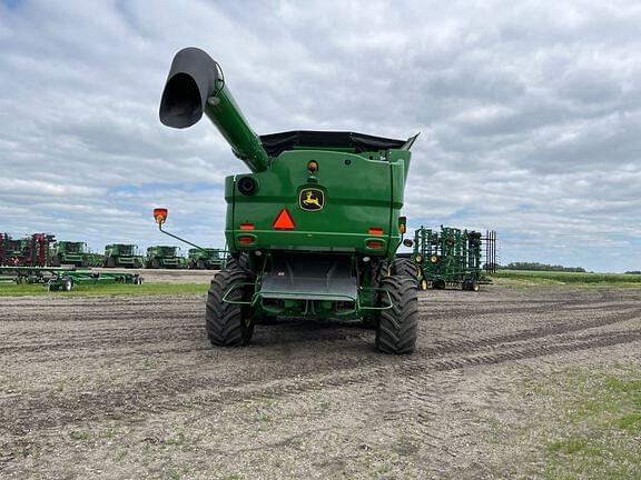 Image of John Deere S770 equipment image 3