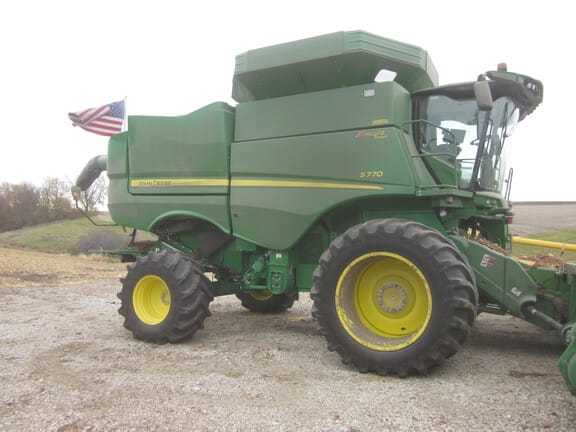 2019 John Deere S770 Equipment Image0