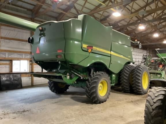 Image of John Deere S770 equipment image 2