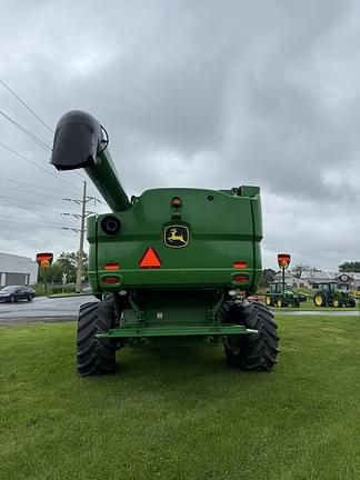 Image of John Deere S770 equipment image 2