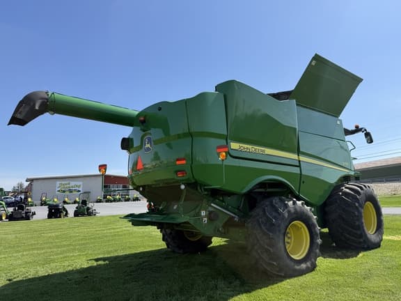 Image of John Deere S770 equipment image 4