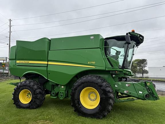 Image of John Deere S770 equipment image 3