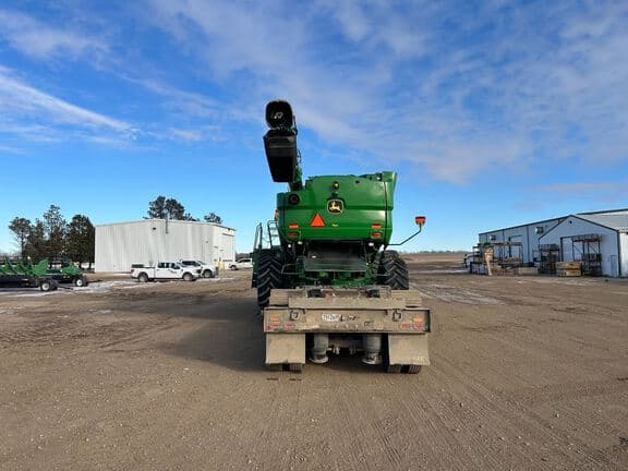 Image of John Deere S770 equipment image 4