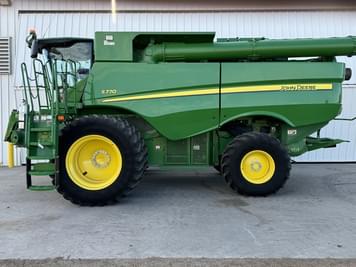 Main image John Deere S770